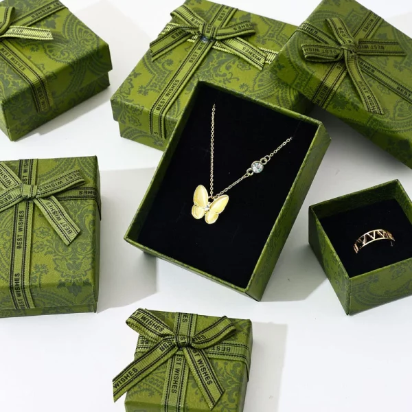 Bespoke Elegant Leather Jewellery Boxes 1